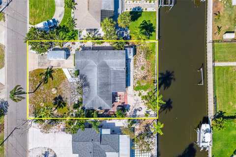 223 94TH AVENUE NE, Saint Petersburg, FL 33702
