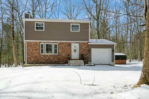122 Fox Road, Dingmans Ferry, PA 18328