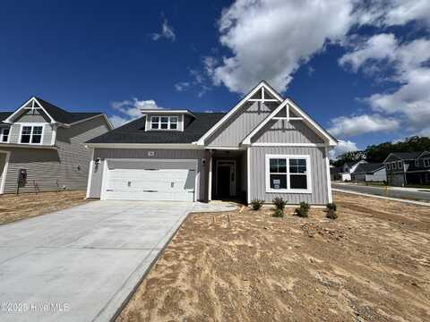 700 Chestoa Trail, Aberdeen, NC 28315