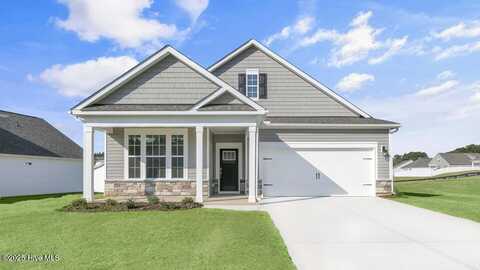 630 Pine Dune Lane, Aberdeen, NC 28315
