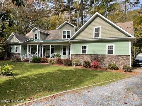 654 Titmouse Court, Vass, NC 28394
