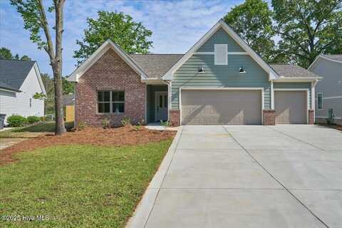 711 Tanager Drive, Vass, NC 28394