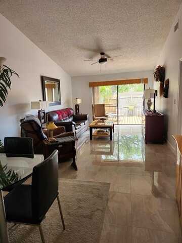 3092 S Oakland Forest Dr, Oakland Park, FL 33309