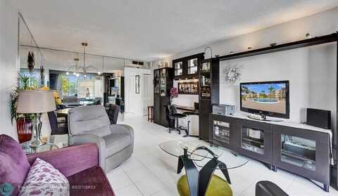 2831 Somerset Dr, Lauderdale Lakes, FL 33311
