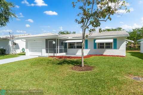 8561 NW 17th Pl, Plantation, FL 33322