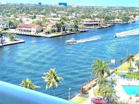 3233 NE 34th St, Fort Lauderdale, FL 33308