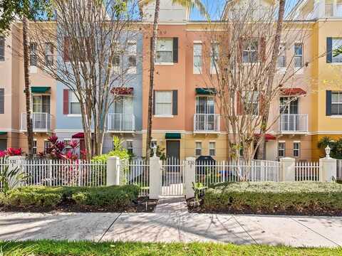 530 NE 7th Ave, Fort Lauderdale, FL 33301