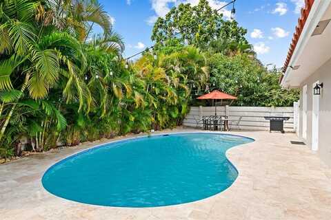 2645 SE 3rd St, Pompano Beach, FL 33062