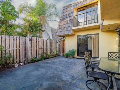1170 6th Avenue, Vero Beach, FL 32960