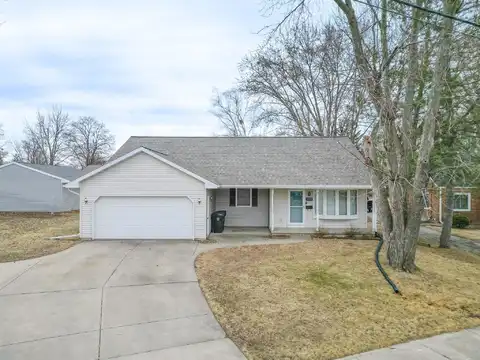 1352 GEORGE Street, DE PERE, WI 54115