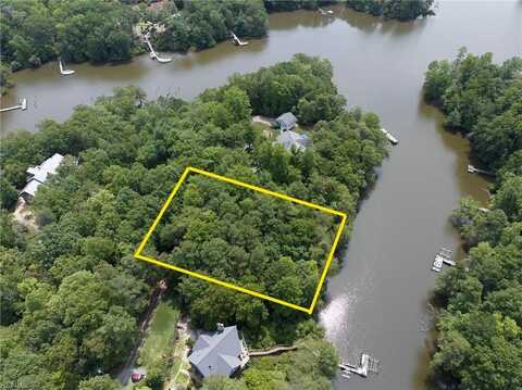 3 Bells Creek Lane, Lancaster, VA 22503