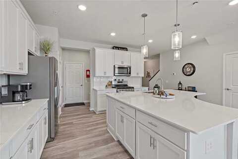 4884 Avery Court, Eagan, MN 55123
