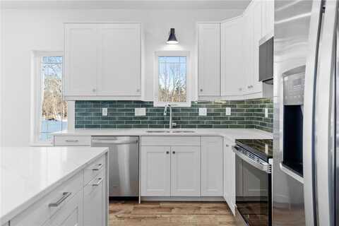 425 W 8th Street, New Richmond, WI 54017