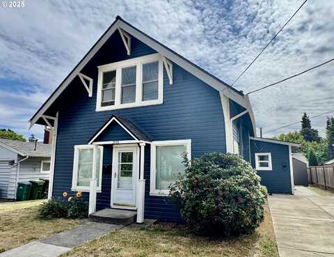 200 E 3RD ST, Newberg, OR 97132