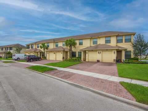 9892 E Villa Circle, Vero Beach, FL 32966