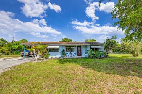 8781 N Virgina Avenue, Palm Beach Gardens, FL 33418
