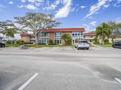 62 Woodland Drive, Vero Beach, FL 32962