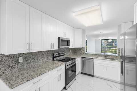 15244 Lakes Of Delray Boulevard, Delray Beach, FL 33484