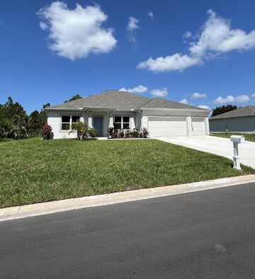 157 Spring Valley Avenue, Sebastian, FL 32958