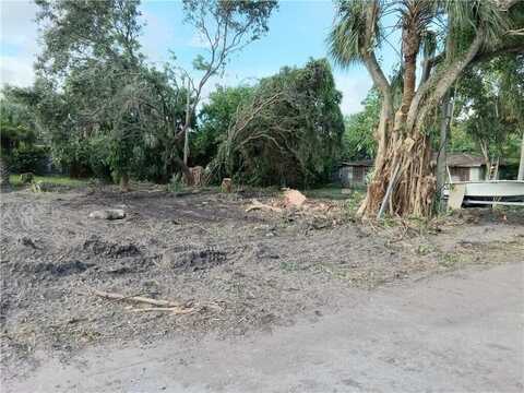 2066 42nd Place, Vero Beach, FL 32967