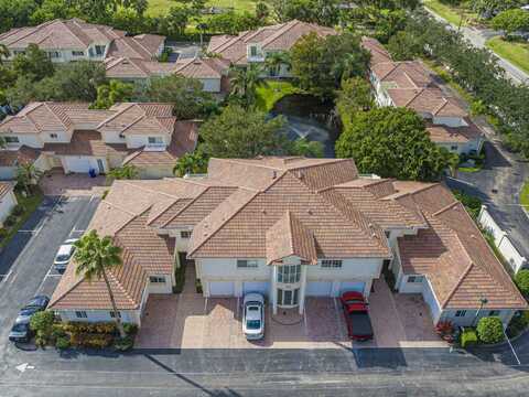556 7th Square, Vero Beach, FL 32962