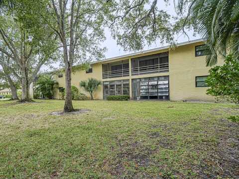 400 18th Street, Vero Beach, FL 32960