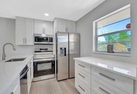 2601 NE 3rd Court, Boynton Beach, FL 33435