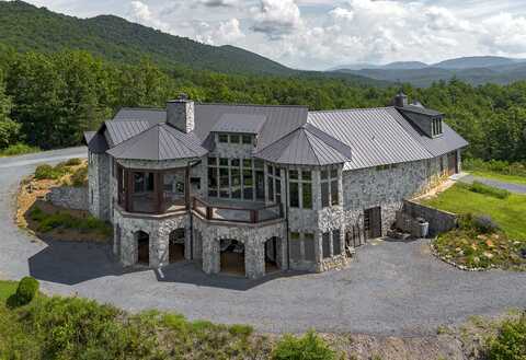 144 Seven Ridges RD, Hot Springs, VA 24445