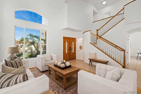 3849 Chippewa Ct, San Diego, CA 92117