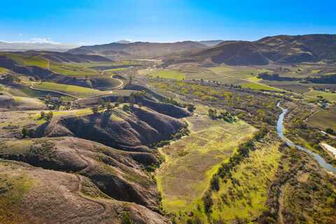 11 Mail Road, LOMPOC, CA 93436