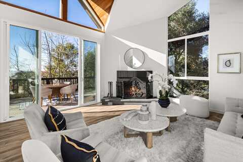 827 Cheltenham Road, SANTA BARBARA, CA 93105