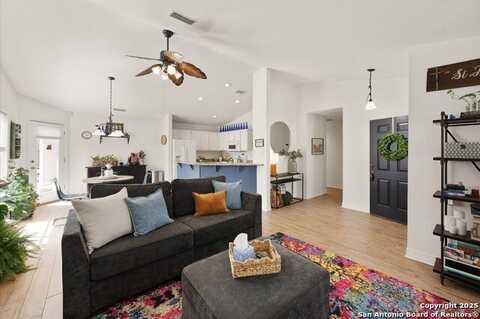 116 Wanda, Boerne, TX 78006