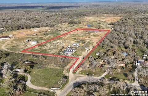 997 COUNTY ROAD 6723, Natalia, TX 78059