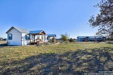 871 Old Harper Rd, Fredericksburg, TX 78624