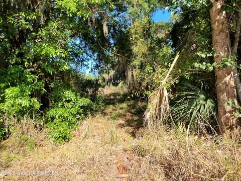 2656 Orange Avenue, Mims, FL 32754