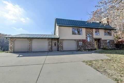 S11407 Badger Road, Spring Green, WI 53588