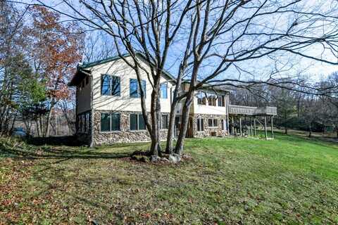 S11407 Badger Road, Spring Green, WI 53588