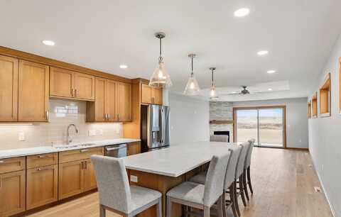 6560 Vista Valley, Windsor, WI 53598