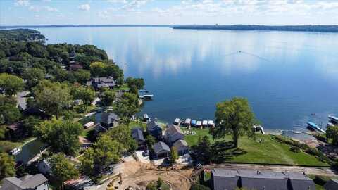 2809 Dewey Court, Middleton, WI 53562