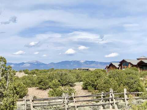 6 Campo Del Viento, Santa Fe, NM 87506