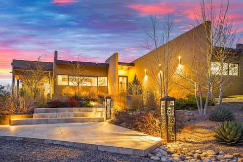 16 Palentine Road, Santa Fe, NM 87506