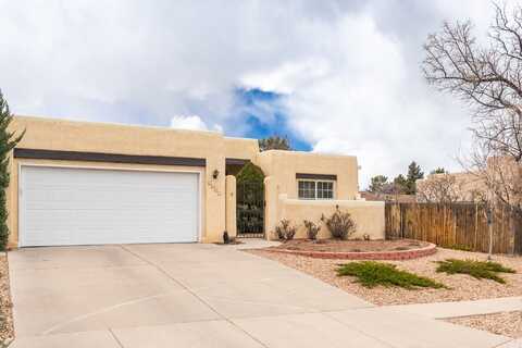 4202 Arrowhead Court, Santa Fe, NM 87507