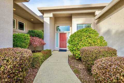 3600 Laver Court, Redding, CA 96002