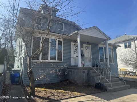180 Bayview Avenue, Staten Island, NY 10309