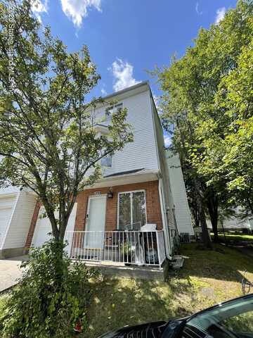 246 Aspen Knolls Way, Staten Island, NY 10312