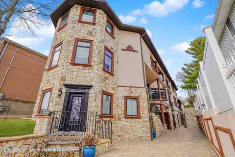 6233 Amboy Road, Staten Island, NY 10309
