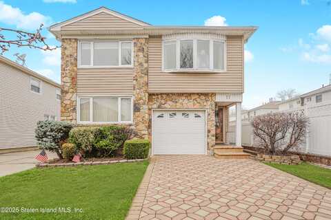 11 Adlai Circle, Staten Island, NY 10312