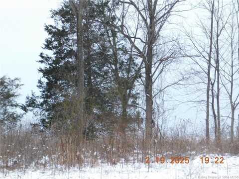 116 S Hunter Trace, Salem, IN 47167