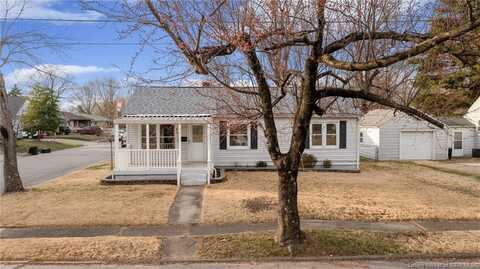 429 W Brooks Avenue, Clarksville, IN 47129