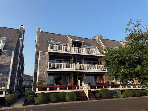1301 Harbour Cv S, Somers Point, NJ 08244